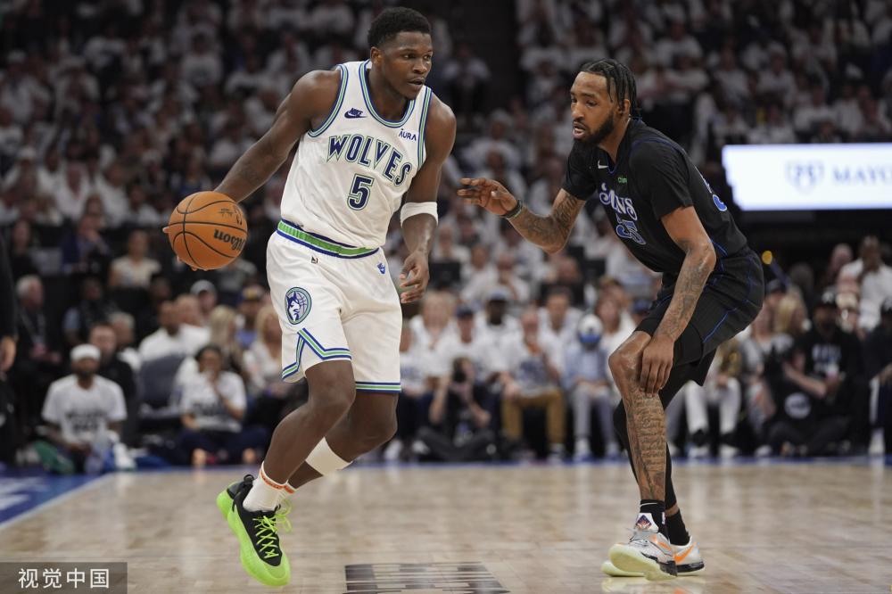 使他在禁区 使他在禁区